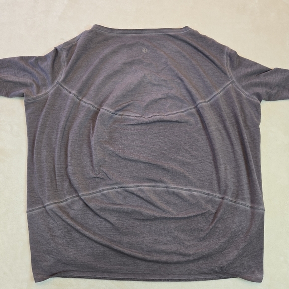 Lulu Lemon Rare Floral Print 2015 Jacket And Other Free Items - Picture 11 of 15